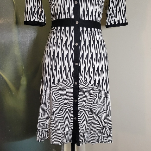 Diane Von Furstenberg Silk Button Dress - Picture 5 of 12